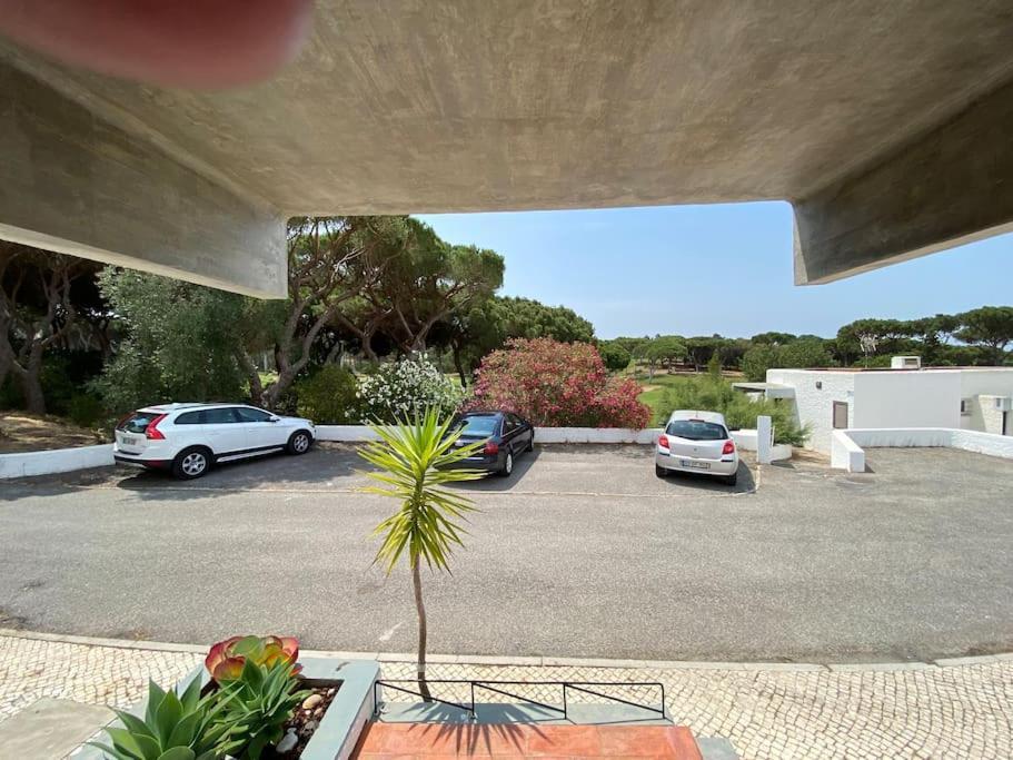 Sunny Villa With Golf Front View 빌라모라 외부 사진