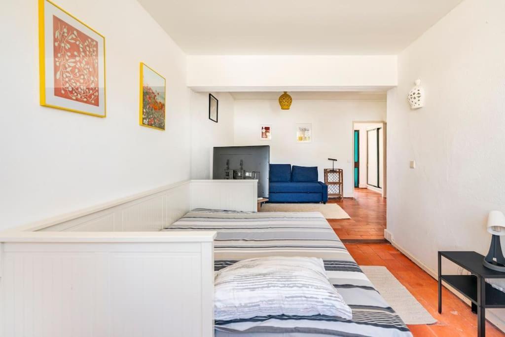 Sunny Villa With Golf Front View 빌라모라 외부 사진