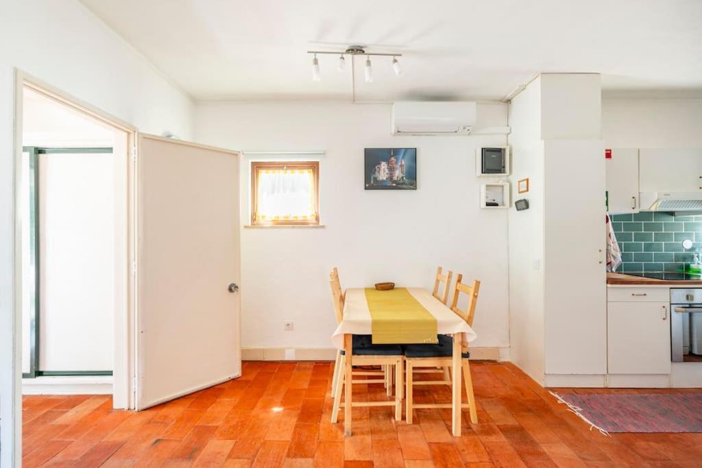 Sunny Villa With Golf Front View 빌라모라 외부 사진